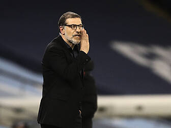 Slaven Bilic sacked by West Br...